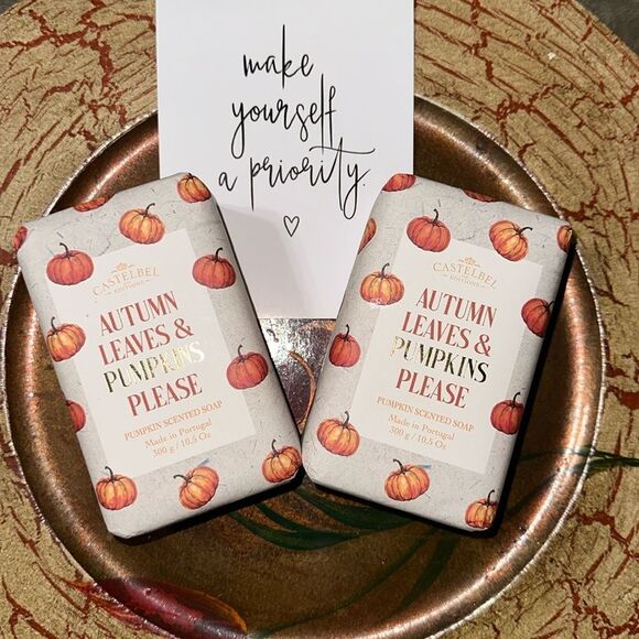 CASTELBEL LIMITED EDITION Autumn Leaves & Pumpkins Please Scented 2 Soap Bars - Picture 1 of 8